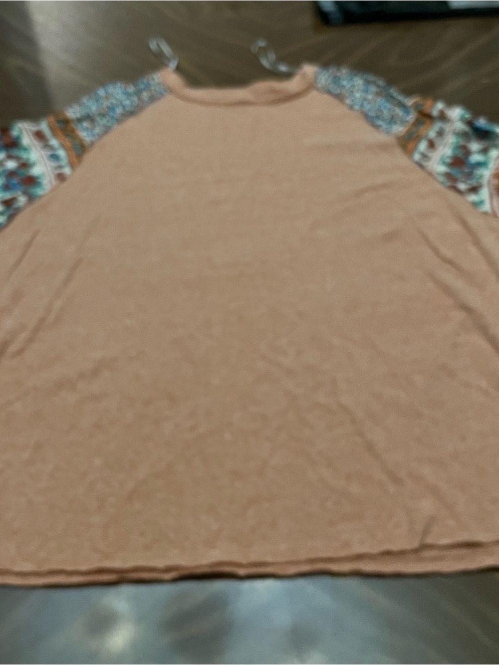 Women's Peach Short-Sleeve Raglan Top with Patterned Sleeves